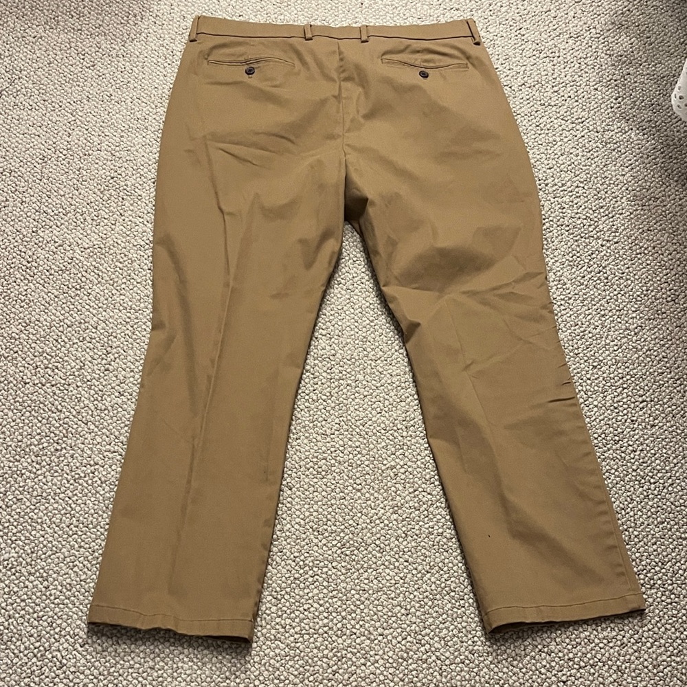 Old Navy Men's Tan Chino Pants - Ultimate Straight Style with Built-In Flex - Picture 5 of 8
